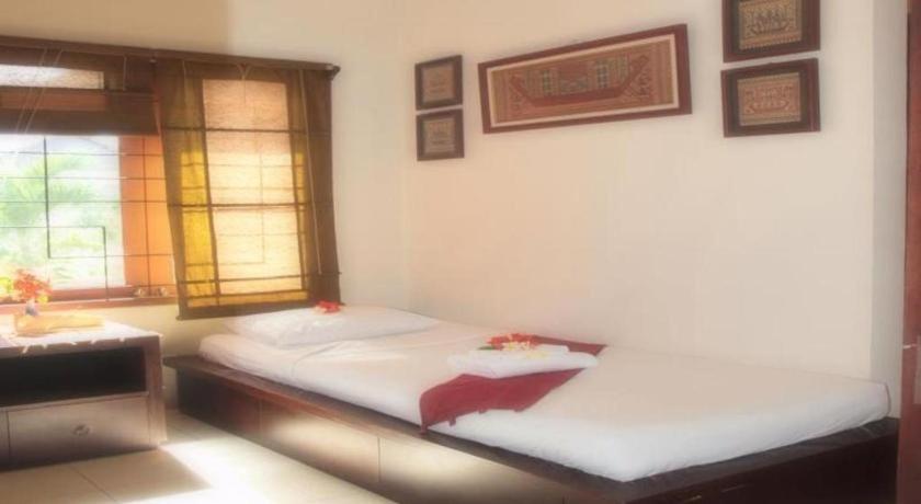 Al-Isha Dharamshala Hotell Kuta Lombok Exteriör bild