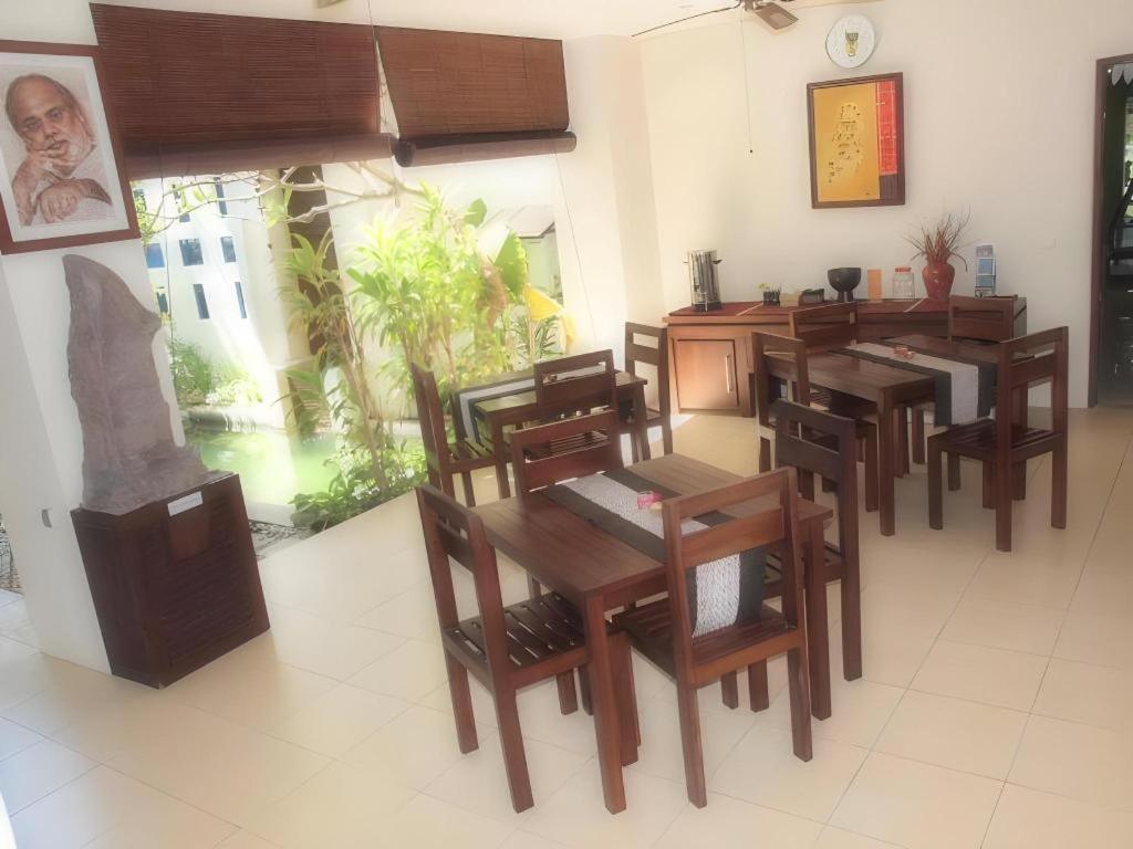 Al-Isha Dharamshala Hotell Kuta Lombok Exteriör bild